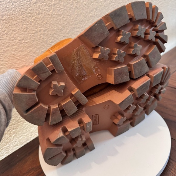 Top Moda Chunky Tan Suede Ankle Boots size 7 women’s - Picture 4 of 6